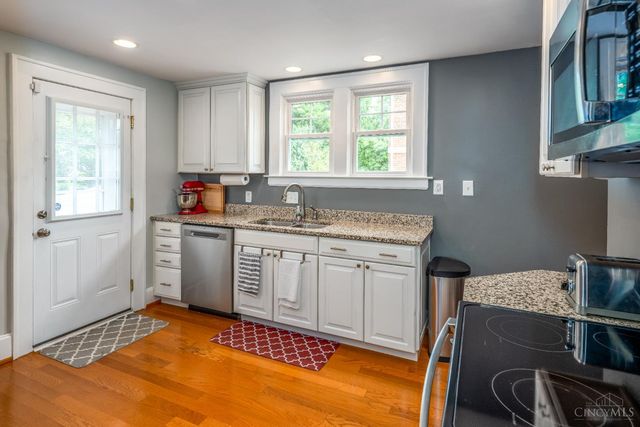 4040 Lansdowne Avenue, Deer Park, OH 45236