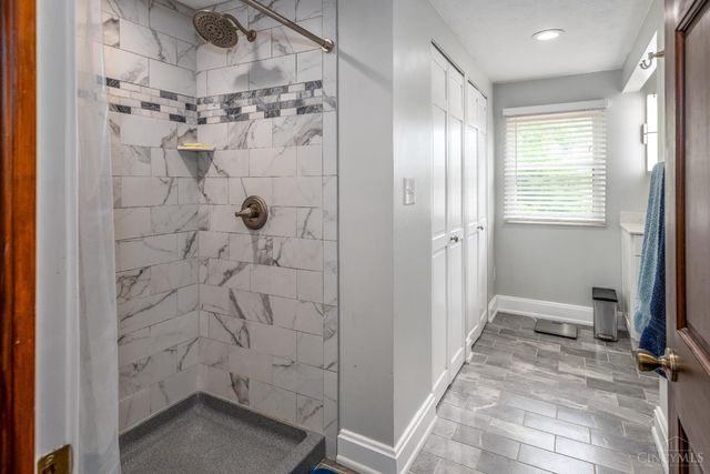 4040 Lansdowne Avenue, Deer Park, OH 45236