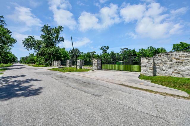 0 Lanewood Drive, Houston, TX 77016