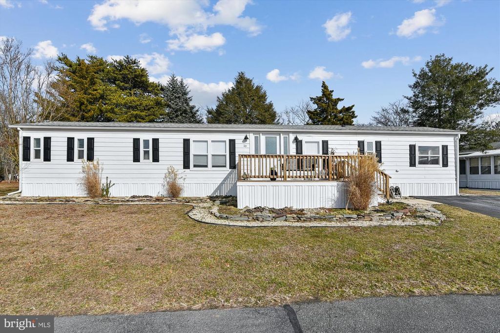 10 CARRIAGE LN, Rehoboth Beach, DE 19971