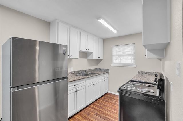 4706 Yellowstone Boulevard 5, Houston, TX 77021
