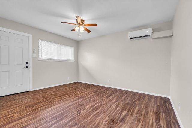 4706 Yellowstone Boulevard 5, Houston, TX 77021