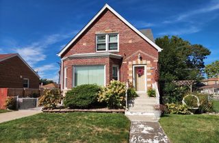 3420 W 83rd Place, Chicago, IL 60652