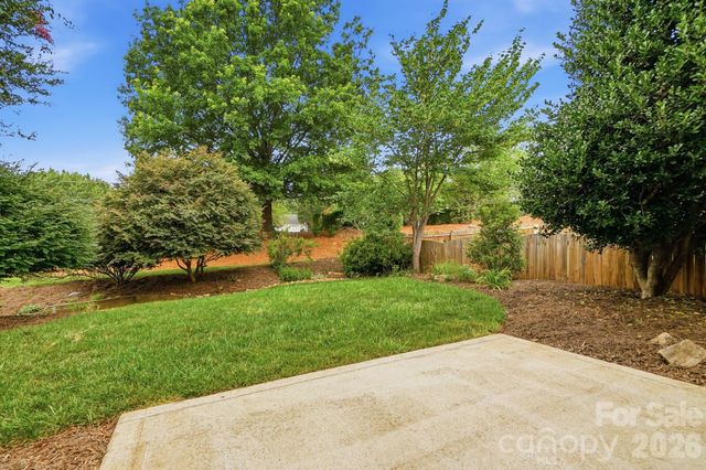 1220 Afternoon Sun Road, Matthews, NC 28104