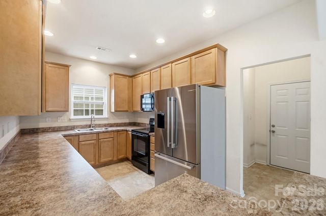 1220 Afternoon Sun Road, Matthews, NC 28104