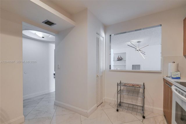 2401 S Ocean Drive 305, Hollywood, FL 33019