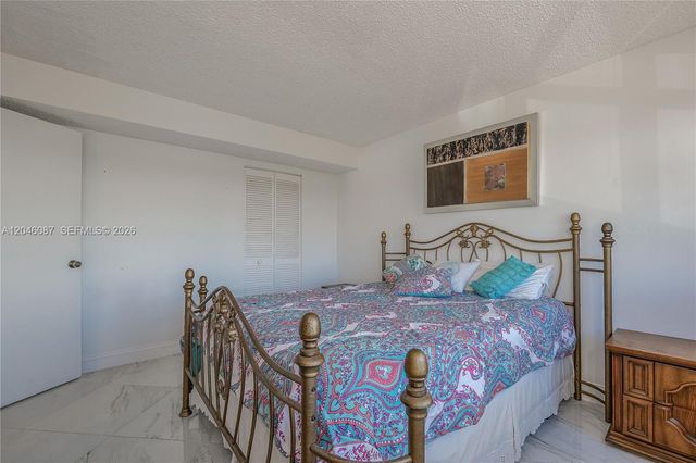 2401 S Ocean Drive 305, Hollywood, FL 33019