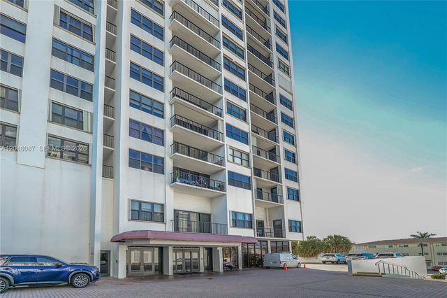 2401 S Ocean Drive 305, Hollywood, FL 33019
