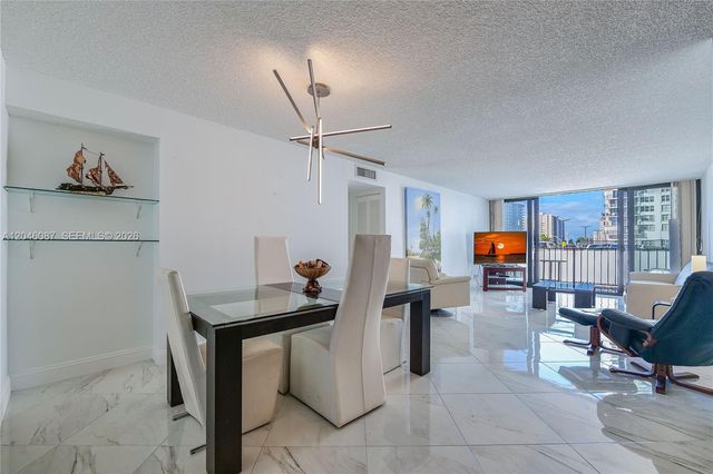 2401 S Ocean Drive 305, Hollywood, FL 33019