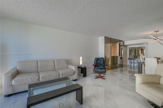 2401 S Ocean Drive 305, Hollywood, FL 33019