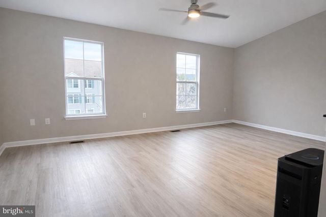 7922 OTTER COVE CT, Montgomery Village, MD 20886