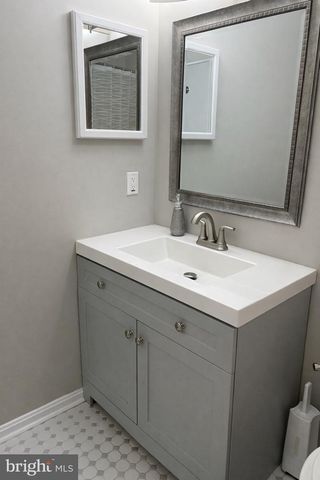 7922 OTTER COVE CT, Montgomery Village, MD 20886