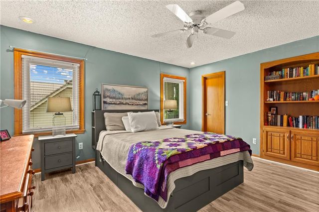 4401 NE Hoit Drive, Lee's Summit, MO 64064