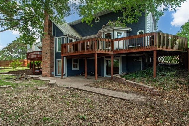 4401 NE Hoit Drive, Lee's Summit, MO 64064