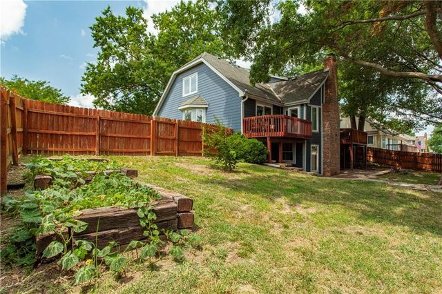 4401 NE Hoit Drive, Lee's Summit, MO 64064