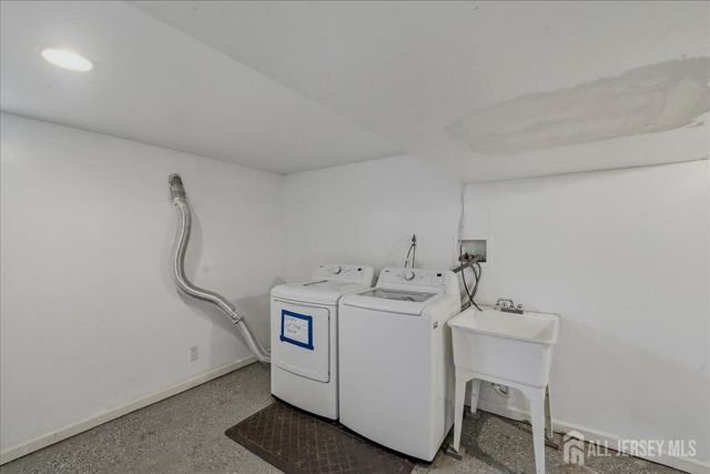 126 Orange Street, Edison, NJ 08817