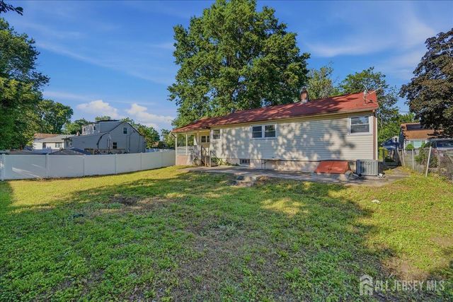 126 Orange Street, Edison, NJ 08817