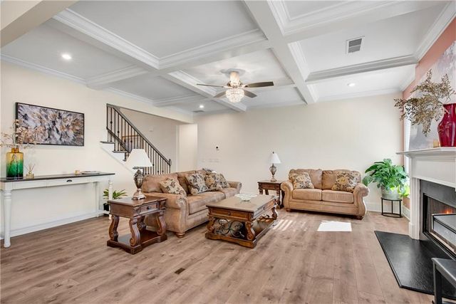 1927 Streamlet Crossing, Kennesaw, GA 30152