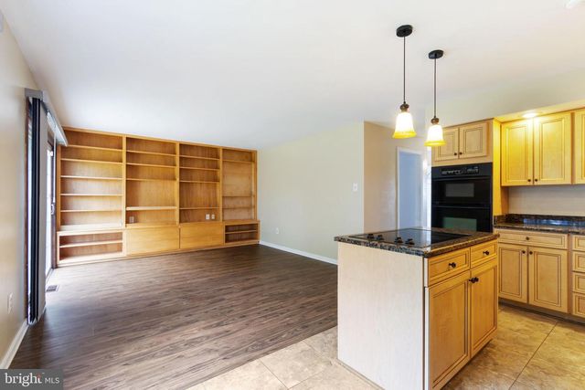 1525 BACHMANS VALLEY RD, Westminster, MD 21158
