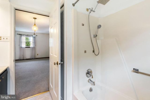 1525 BACHMANS VALLEY RD, Westminster, MD 21158