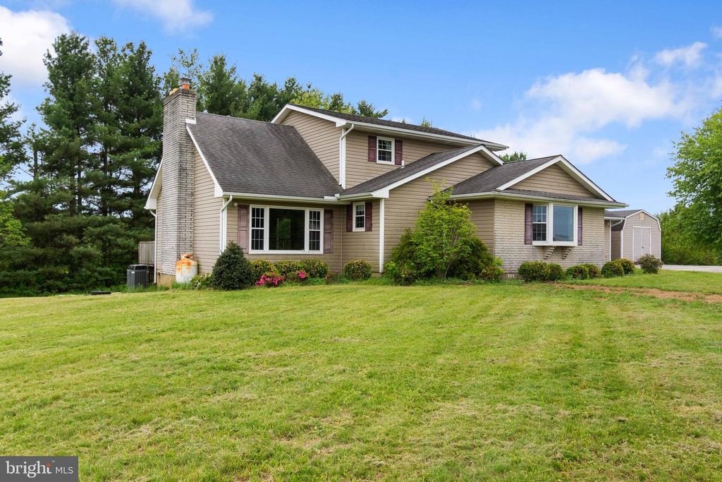 1525 BACHMANS VALLEY RD, Westminster, MD 21158