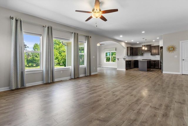 4725 Copper Leaf BOULEVARD, Mount Pleasant, WI 53403
