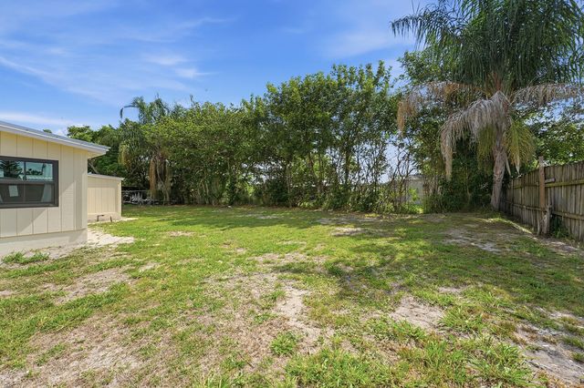 215 SE Airoso Boulevard, Port St. Lucie, Port St Lucie, FL 34983