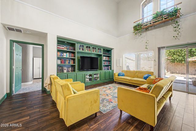 10334 E JUANITA Avenue, Mesa, AZ 85209