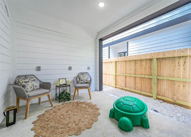 1513 Euel Street, Houston, TX 77009