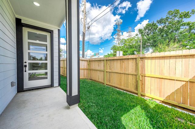 1513 Euel Street, Houston, TX 77009
