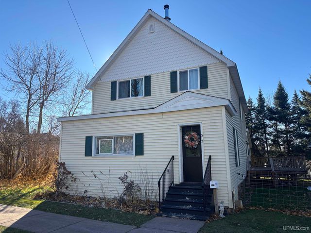 317 N Lawrence Street, Ironwood, MI 49938