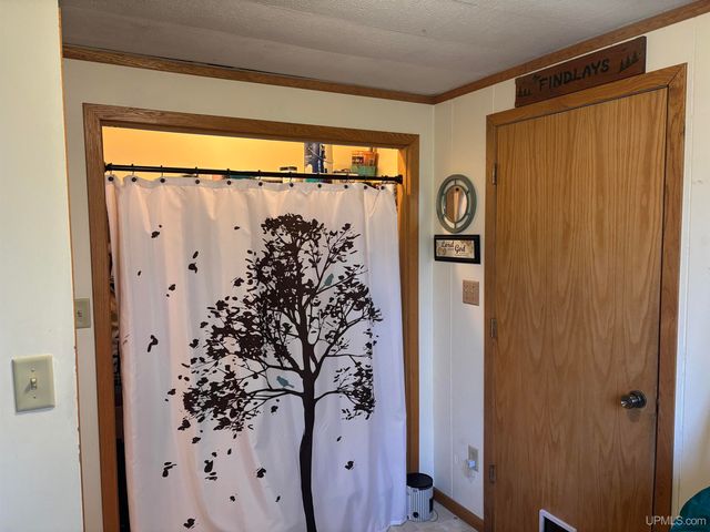 317 N Lawrence Street, Ironwood, MI 49938