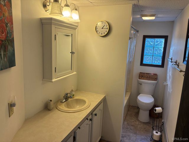 317 N Lawrence Street, Ironwood, MI 49938