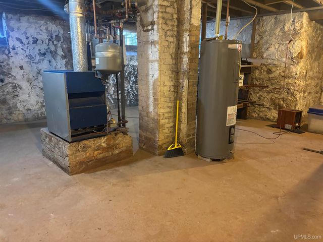 317 N Lawrence Street, Ironwood, MI 49938