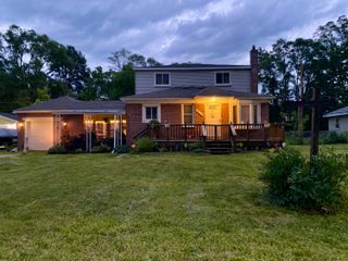 9070 Walnut Drive, Northfield Twp, MI 48189