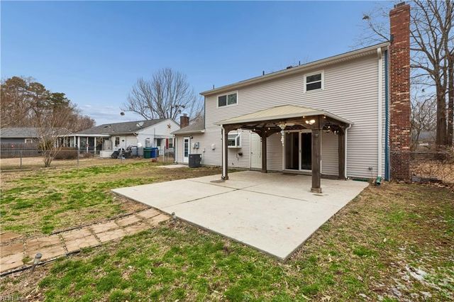 783 Childress DR, Newport News, VA 23602