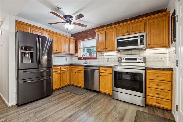 783 Childress DR, Newport News, VA 23602