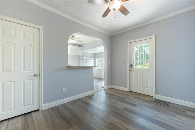 109 S Fostoria Avenue, Springfield, OH 45505