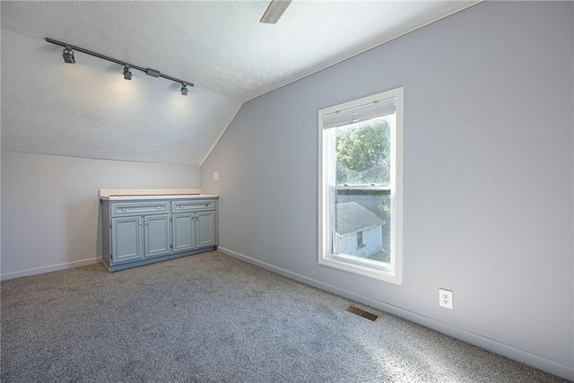 109 S Fostoria Avenue, Springfield, OH 45505