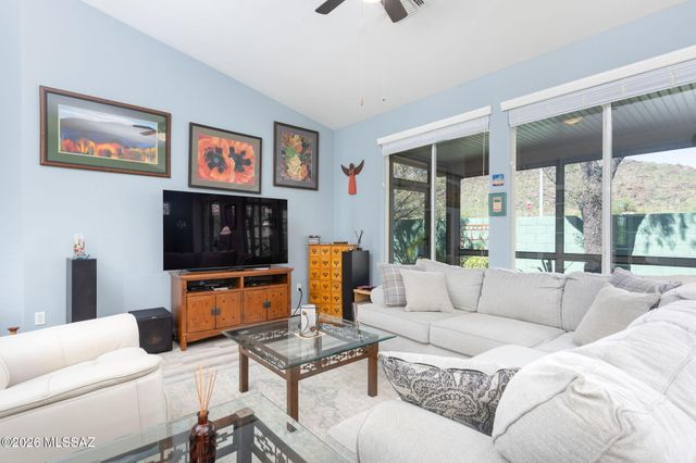 9259 N Whispering Shadows Way, Tucson, AZ 85743