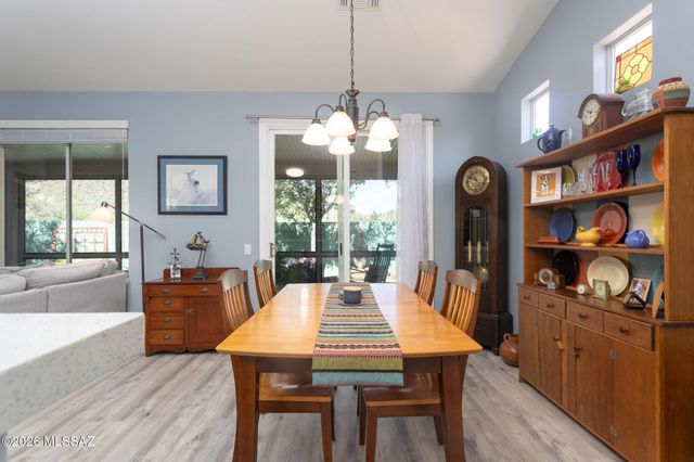 9259 N Whispering Shadows Way, Tucson, AZ 85743