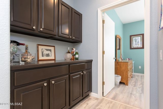 9259 N Whispering Shadows Way, Tucson, AZ 85743