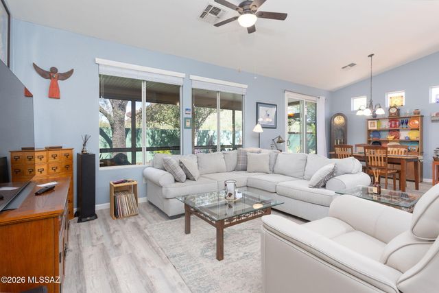 9259 N Whispering Shadows Way, Tucson, AZ 85743