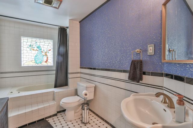 502 Wildwood Drive, Seabrook, TX 77586