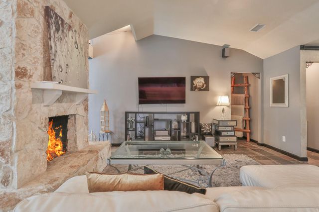 502 Wildwood Drive, Seabrook, TX 77586