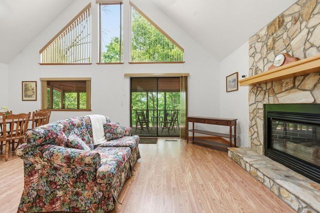 97 Sourwood Hollow, Murphy, NC 28906