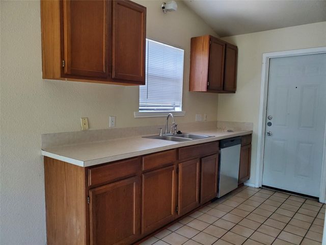 2210 N Celia DR, Cedar Park, TX 78613