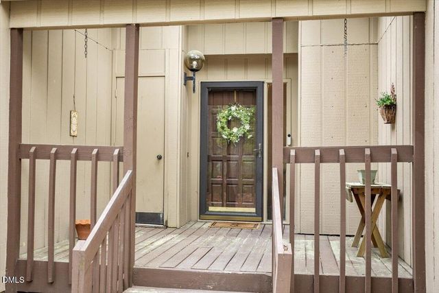 4100 Five Oaks Drive Unit 27, Durham, NC 27707