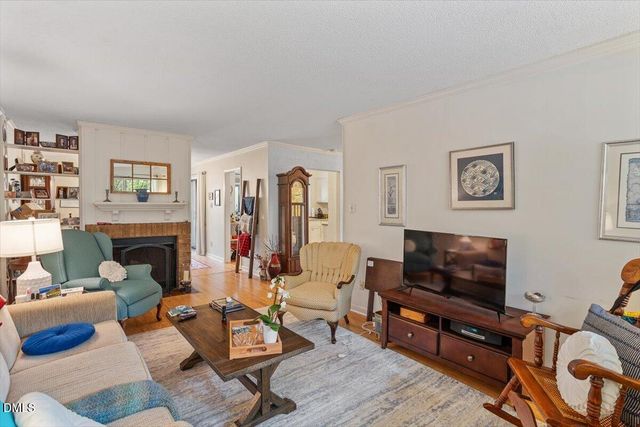 4100 Five Oaks Drive Unit 27, Durham, NC 27707