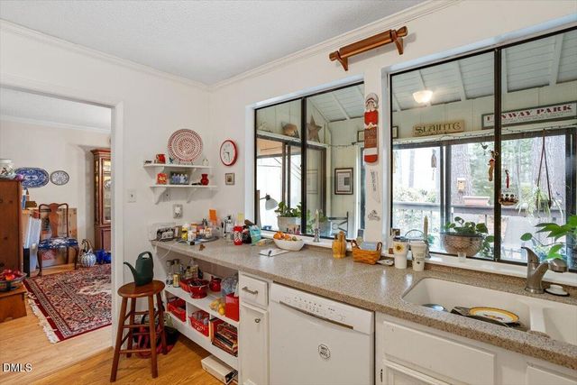 4100 Five Oaks Drive Unit 27, Durham, NC 27707
